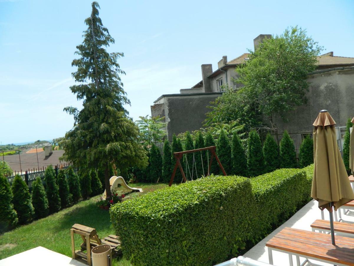 Guest Rooms Soleo Balchik Exterior foto